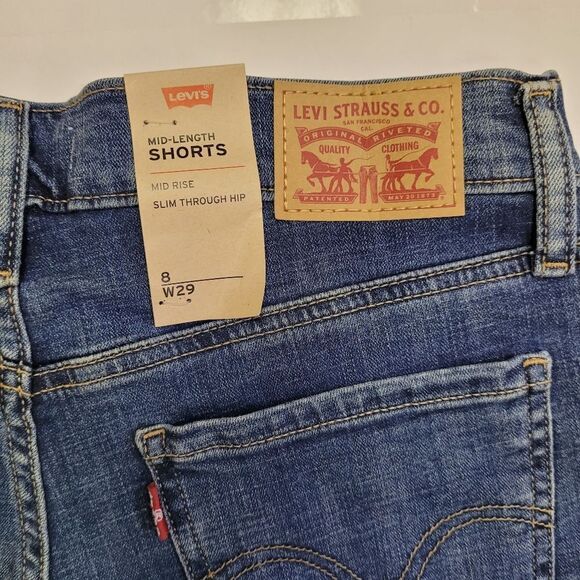 Levi's mid length short - Picture 4 of 12